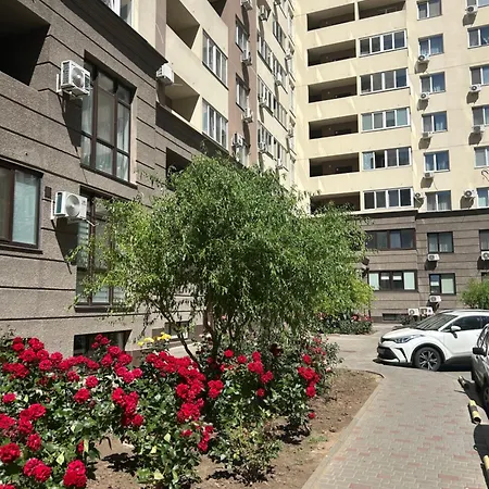 Apartmán однокімнатна в одеських традиціях